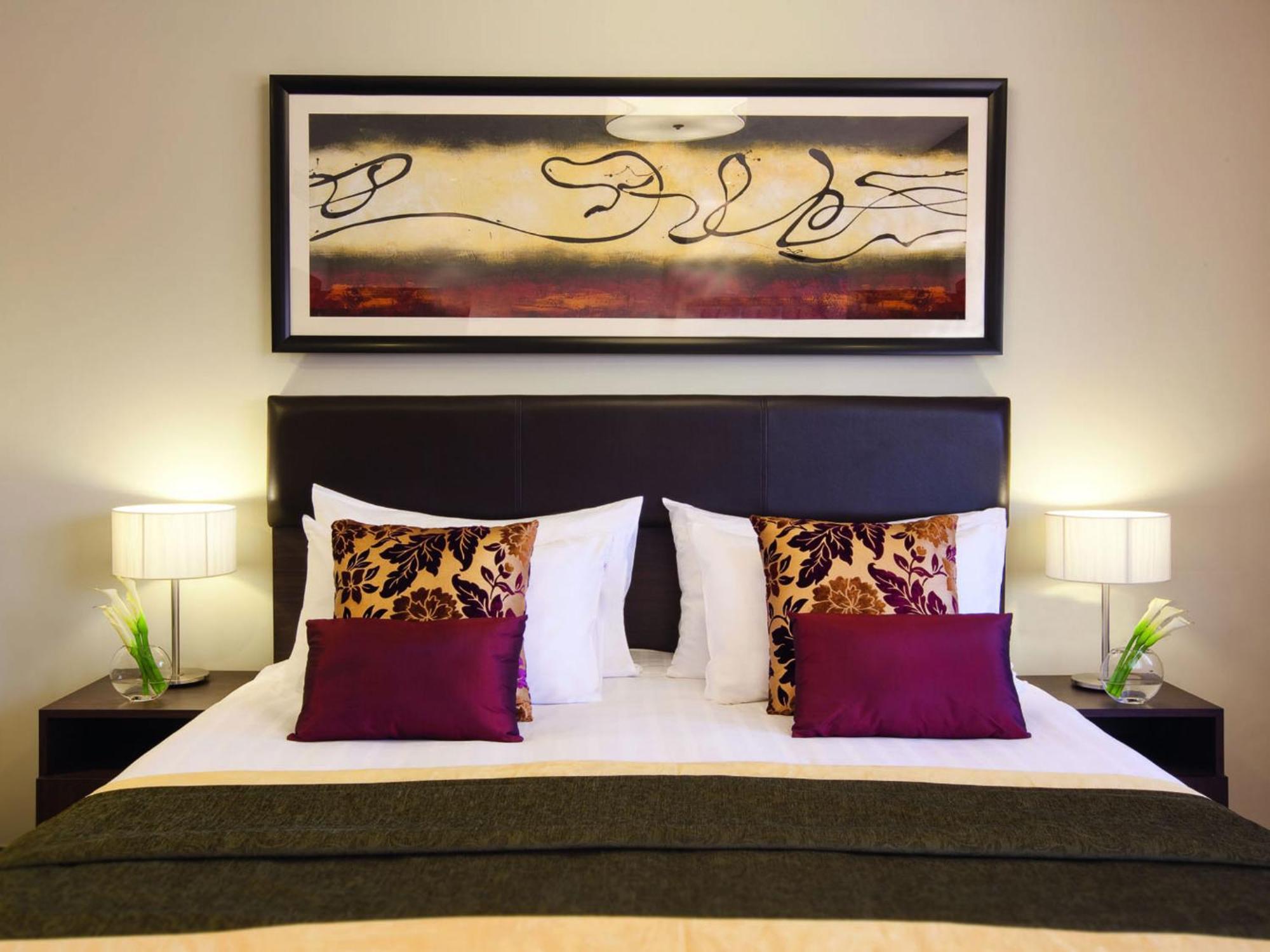 Moevenpick Hotel Apartments Al Mamzar Dubai Quarto foto